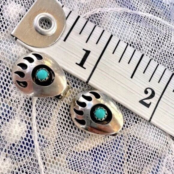 Vintage Sterling & Turquoise Bear Paw Shadowbox Clip Earrings - Picture 6 of 7